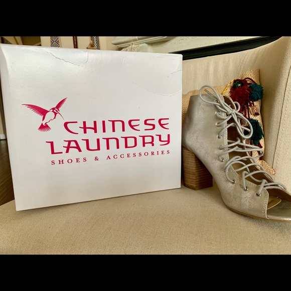 NEW CHINESE LAUNDRY ‘Biggest’ Lace-Up Bootie 8.5 - Picture 8 of 8